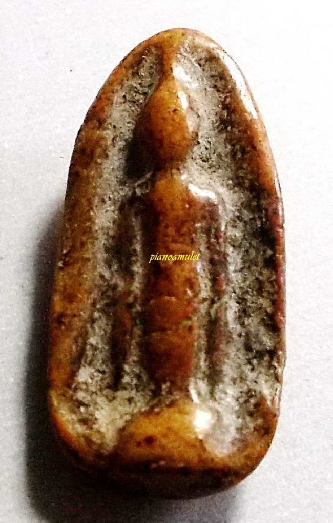 พระกำแพงเปิดโลกเม็ดทองหลาง(ยืนตอ) จ.กำแพงเพชร