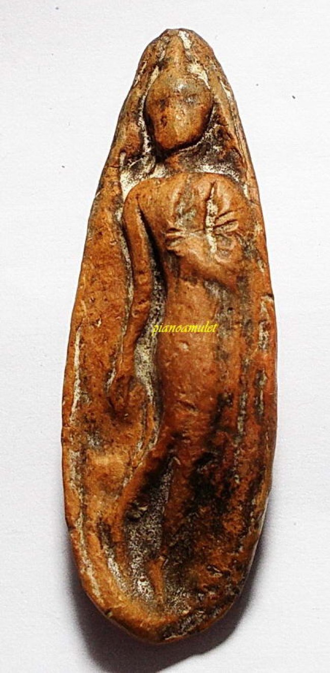 พระลีลากำแพงบิด (กำแพงเหิร) กำแพงเพชร