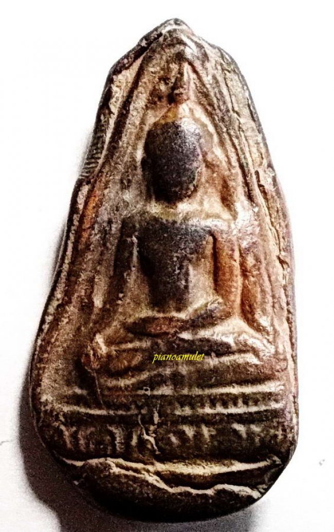 พระกำแพงท่ามะปราง เนื้อดิน