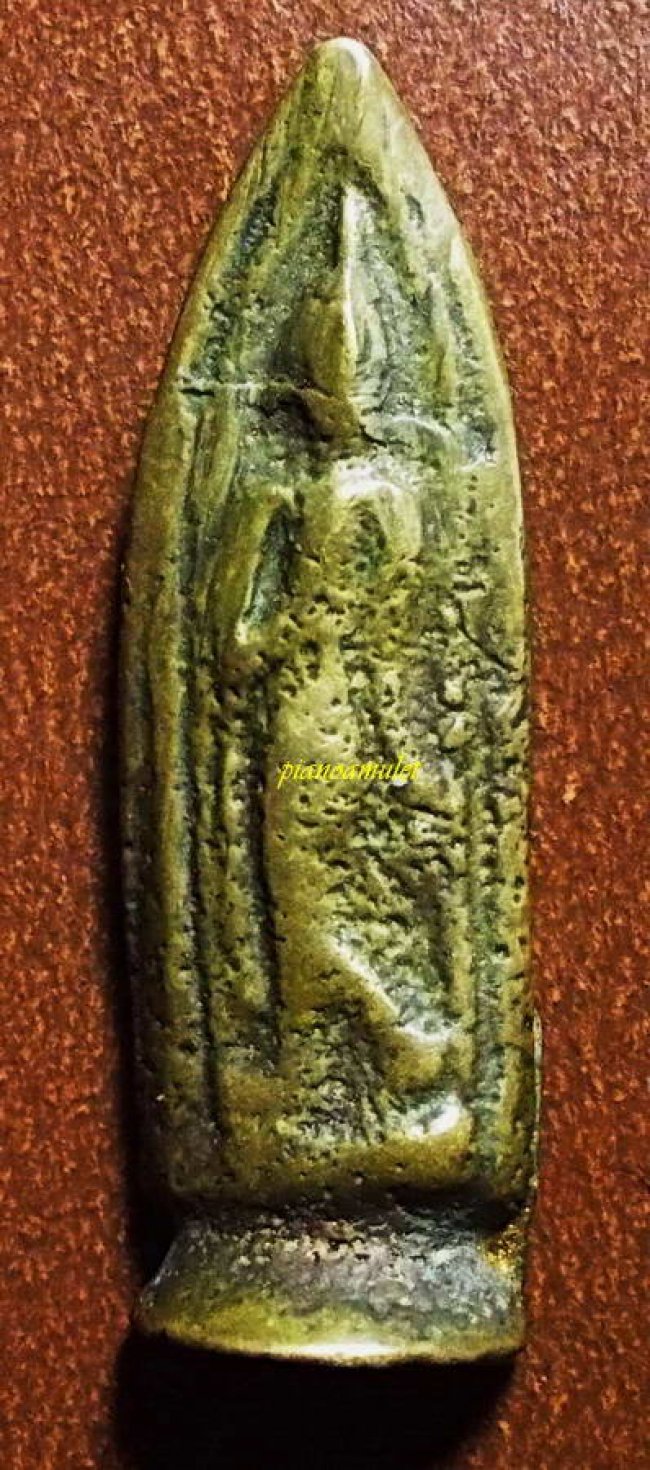 พระลีลาหลวงพ่อซวง ฐานตุ้ม วัดชีปะขาว สิงห์บุรี