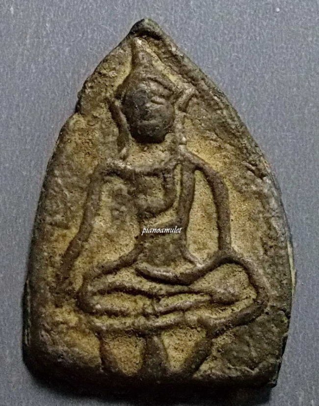 นางเส้นด้าย ชินเงิน กรุวัดพญาดำ สุโขทัย