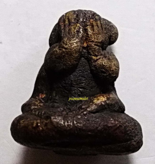 พระปิดตาสายใต้ หลังดอกจันทร์ เนื้อสัมฤทธิ์ เมืองนครฯ