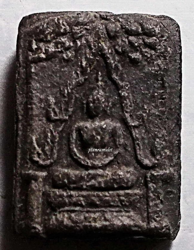 พระพุทธชินราชท่าเรือ พิมพ์ปรกโพธิ์เล็ก เนื้อดิน ปี 2497 อาจารย์ ชุมไชยคีรี