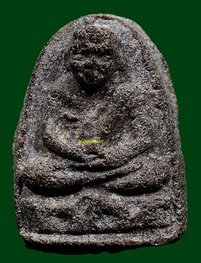 หลวงพ่อทวดหนอน เขามะรวด เนื้อว่าน รุ่นแรก ปี 2505 