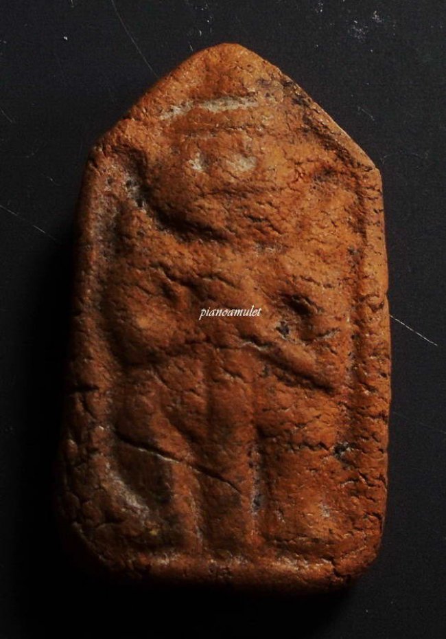 ท้าวเวสสุวรรณ พระครูสอน วัดมักกะสัน ปี 2484