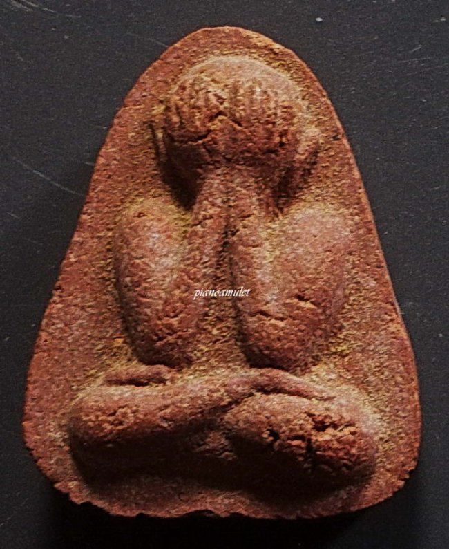 ปิดตา หลวงปู่เกลี้ยง มนญโญ วัดเนินสุทธาวาส ชลบุรี