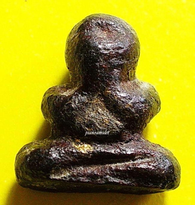 พระปิดตาหลวงปู่กลิ่น วัดสะพานสูง