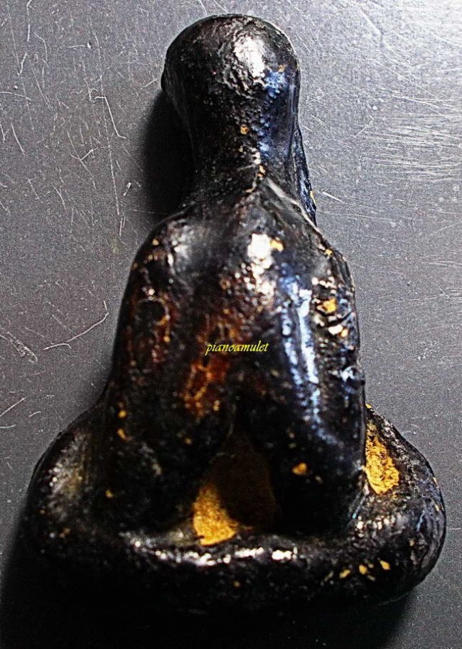 พระปิดตาหลวงปู่ยิ้ม วัดหนองบัว กาญจนบุรี พิมพ์ใหญ่ (พิมพ์ชะลูด)