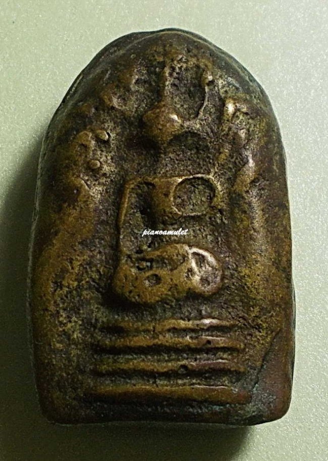 พระคง ลพ.พริ้ง วัดบางปะกอก