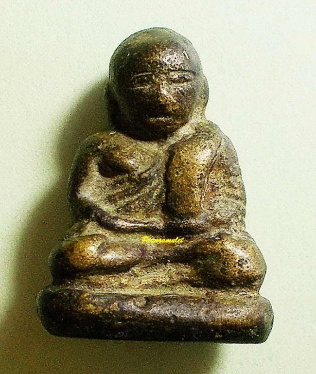 รูปหล่อ หลวงพ่อเงิน หลวงพ่อชุ่มสร้าง ก้นโค๊ด ช