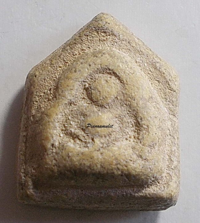 พระพิมพ์สังกัจจายน์ หลวงปู่ภู วัดอินทร์ พิมพ์ 5 เหลี่ยม 