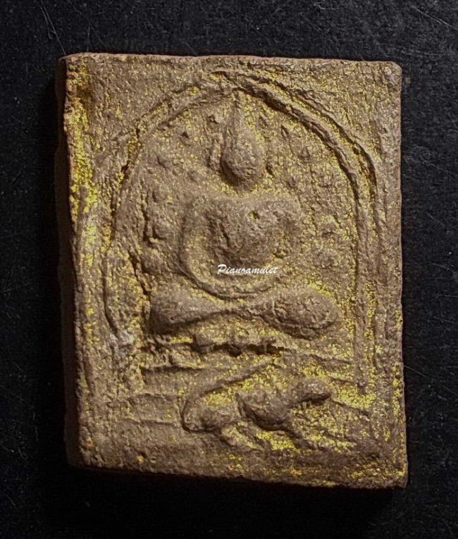 หลวงพ่อเล็ก วัดท่าอิฐ จ.ฉะเชิงเทรา ปี 2484 พิมพ์ขี่เสือ (ปีขาล)