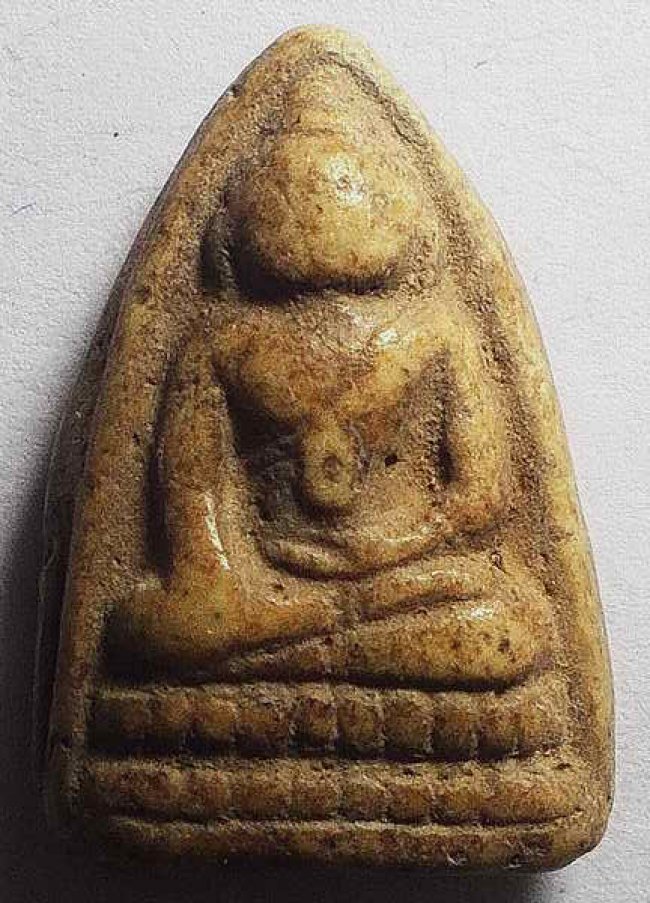 พระชัยวัฒน์ หลังยันต์ พระครูสุพจน์ วัดสุทัศน์