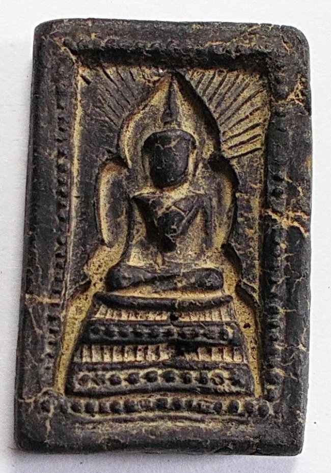 สมเด็จแหวกม่าน มารวิชัย ข้างเม็ด หลวงพ่อกวย วัดโฆสิตาราม ชัยนาท สมเด็จแหวกม่าน มารวิชัย ข้างเม็ด หลวงพ่อกวย วัดโฆสิตาราม ชัยนาท