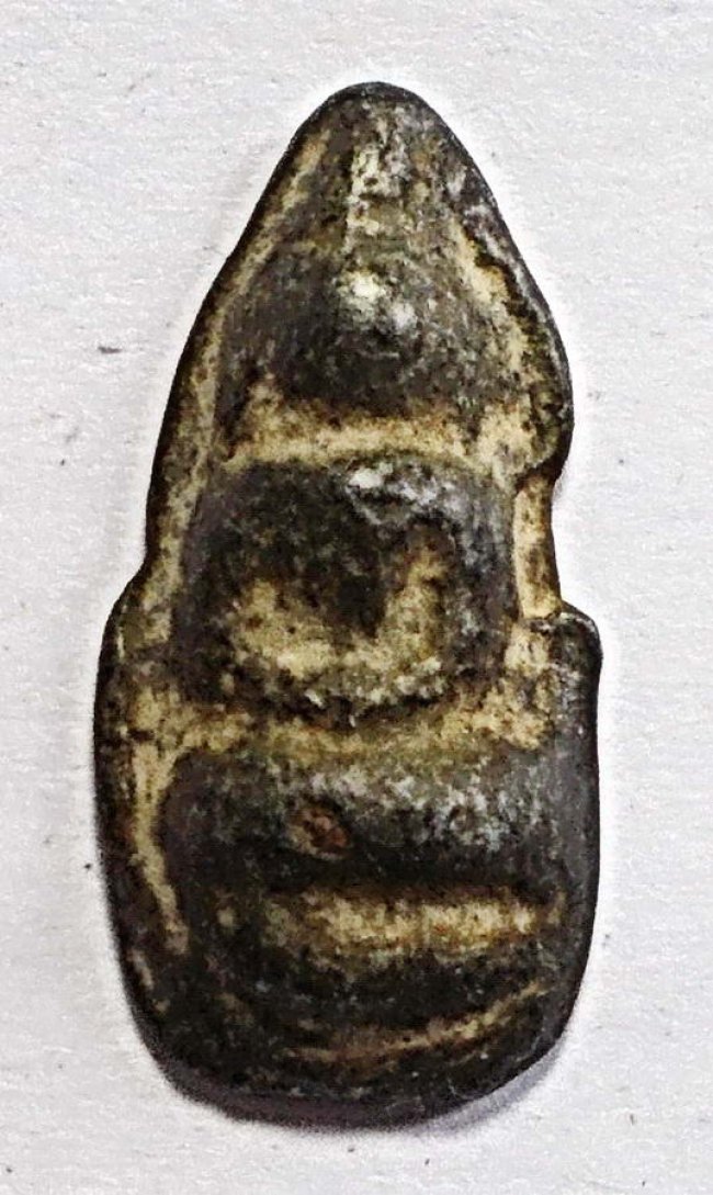 พระพิจิตร ใบมะขาม ชินเงิน 