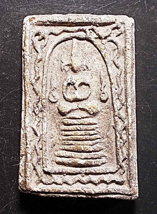 สมเด็จ เนื้อผงมหาเสน่ห์ ลป.จันทร์ วัดโฉลกหลำ เกาะพงัน