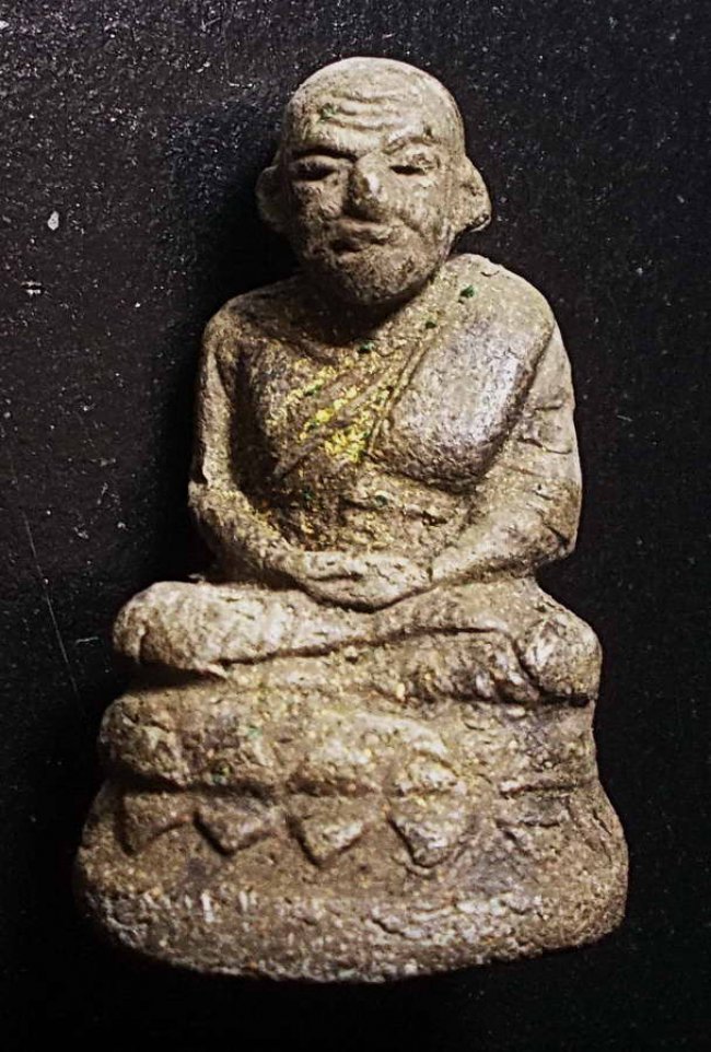 หลวงปู่ทวด วัดช้างให้ จ.ปัตตานี เนื้อว่านพิมพ์บัวรอบ รุ่นทองพันชั่ง ปี 2541 ฝังตะรุดทองคำ นารายณ์แปลงรูป หลวงปู่ทวด วัดช้างให้ จ.ปัตตานี เนื้อว่านพิมพ์บัวรอบ รุ่นทองพันชั่ง ปี 2541 ฝังตะรุดทองคำ นารายณ์แปลงรูป