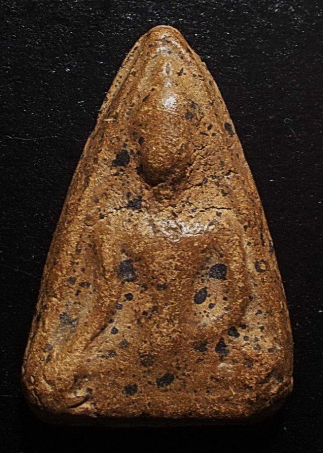 พระนางกำแพง เนื้อดิน กำแพงเพชร