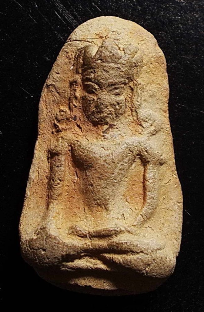 พระเทริดขนนก เนื้อดิน ลพบุรี