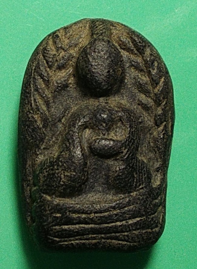 พระรอดมือโต พิมพ์ใหญ่ หลวงพ่อกวย วัดโฆษิตาราม ปี 2500 พระรอดมือโต พิมพ์ใหญ่ หลวงพ่อกวย วัดโฆษิตาราม ปี 2500