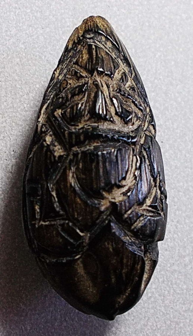 พระราหูกะลาแกะเก่า ศิลป์สวย