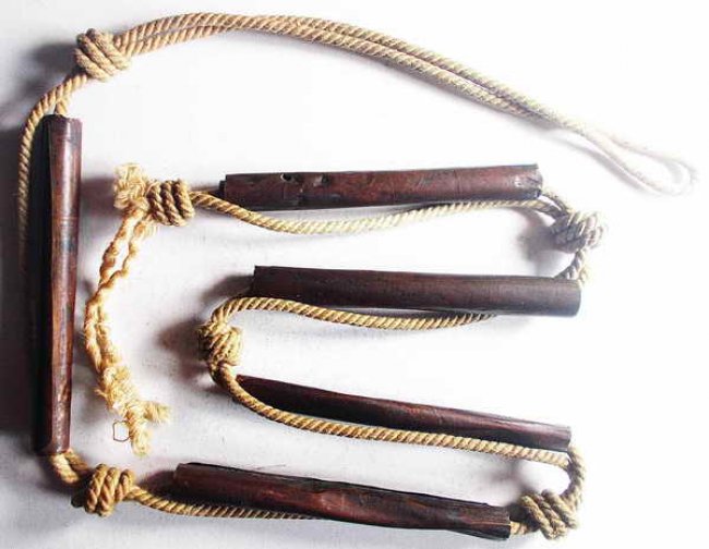 ตะกรุดพวงเก่า 5 ดอก