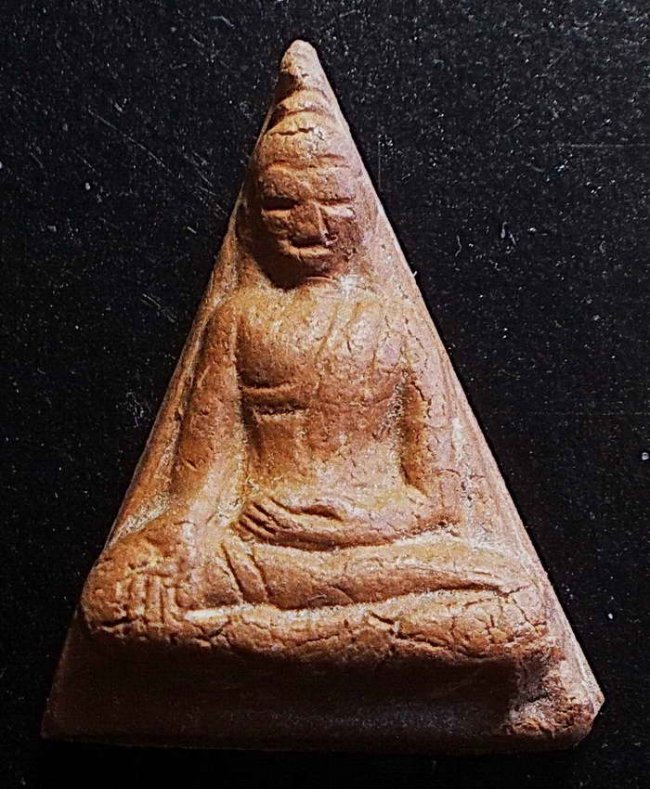 นางพญา หลวงปู่โต๊ะ วัดประดู่ฉิมพลี กทม. ปี 72 เนื้อดิน พิมพ์หน้านาง