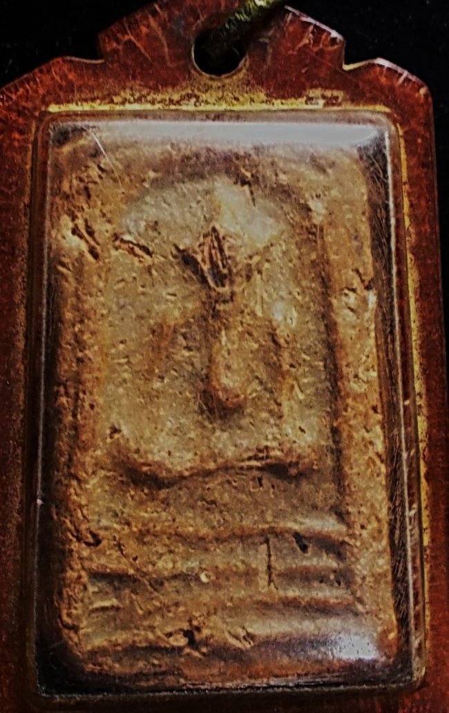 สมเด็จ เนื้อดิน กรุวัดโพธิ์ บางปะอิน อยุธยา ในเลี่ยมเดิมพร้อมบูชา