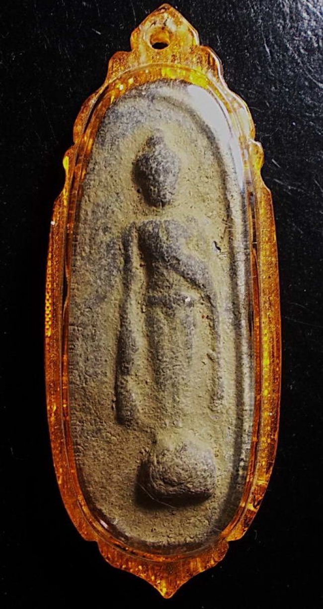 พระร่วงยืนประทานพร เนื้อดิน กรุเตาทุเรียง สุโขทัย 