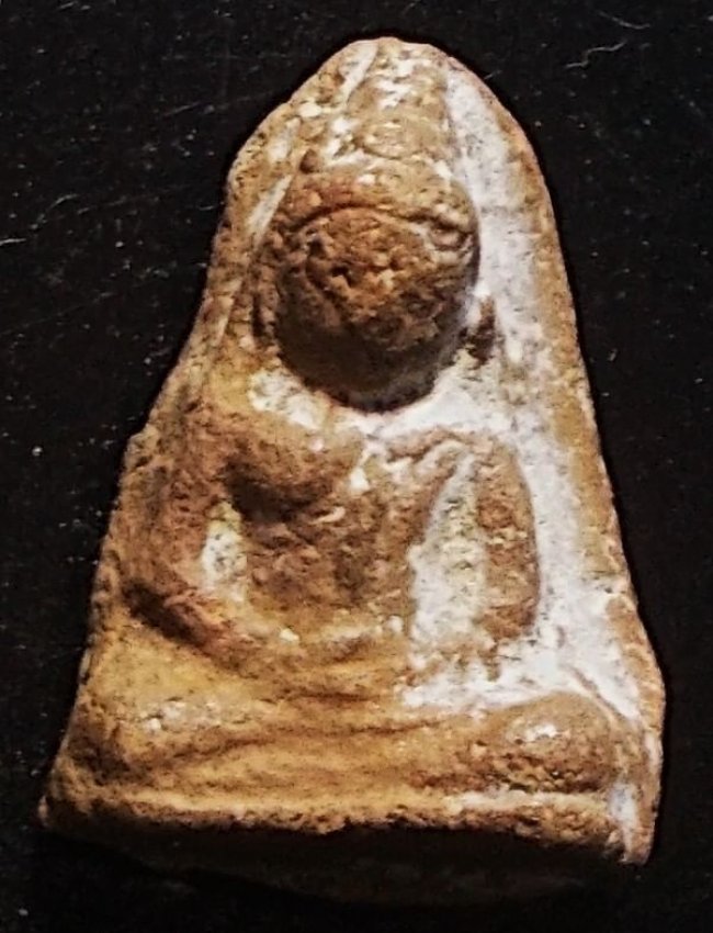 พระร่วงนั่งหน้าโหนก กรุวัดเชตุพน สุโขทัย 