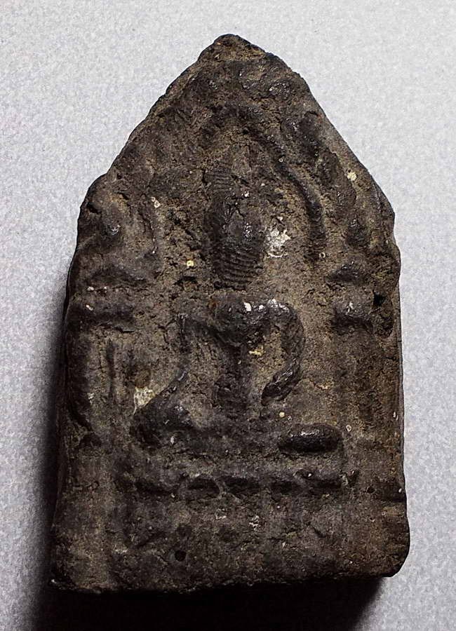 พระขุนแผนหลังกุมารออกศึก หลวงพ่อฑูรย์ เนื้อดินเจ็ดป่าช้า ปี 2495