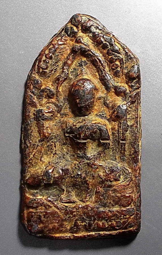 พระยอดขุนพลซุ้มเรือนแก้ว เนื้อตะกั่วสนิมแดง ลพบุรี