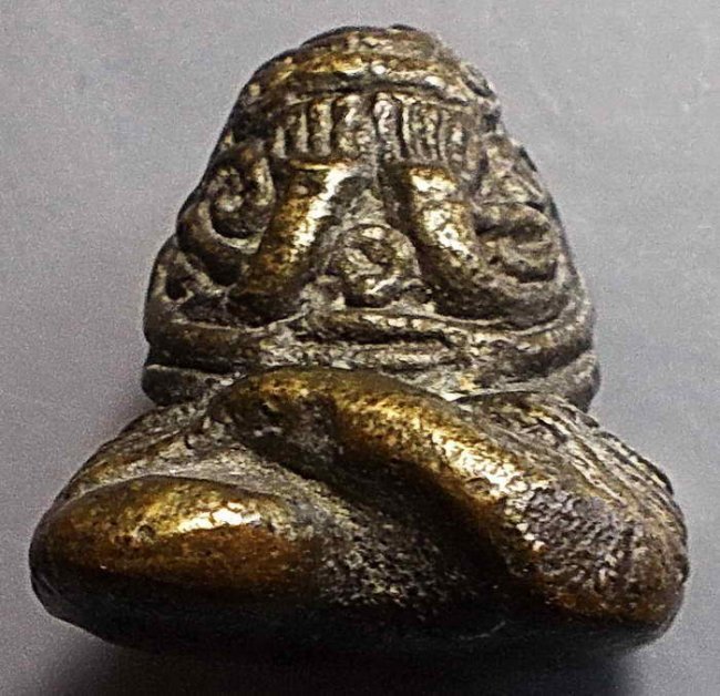 พระปิดตายันต์ยุ่ง ลป.เม้า วัดสี่เหลี่ยม