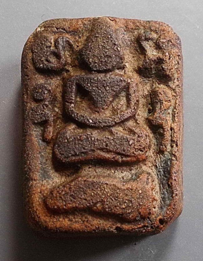 หลวงพ่อปาน วัดบางนมโค พิมพ์ทรงปลาหมอ ปี 2460