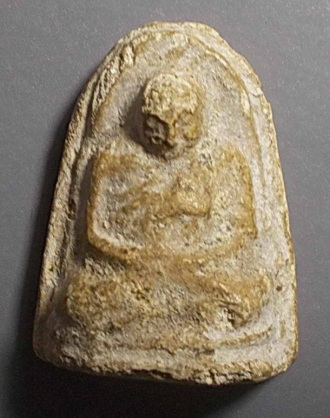 ลป.ทวด พิมพ์ใหญ่ หลวงพ่อเล็ก วัดสันติคีรีศรีบรมธาตุ (วัดเขาดิน) จ.กาญจนบุรี ปี 2502 ลป.ทวด พิมพ์ใหญ่ หลวงพ่อเล็ก วัดสันติคีรีศรีบรมธาตุ (วัดเขาดิน) จ.กาญจนบุรี ปี 2502