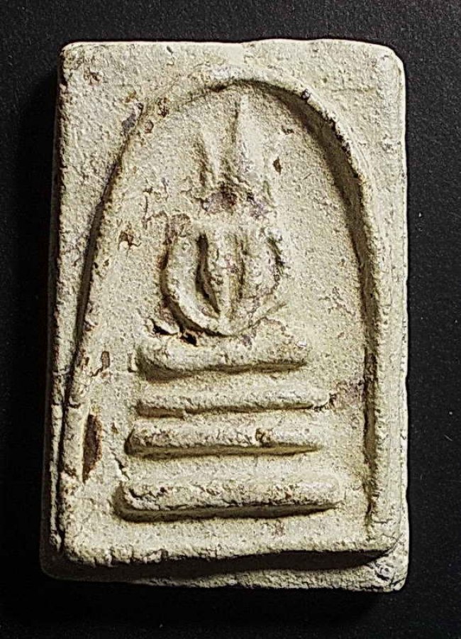 สมเด็จเผ่าพิมพ์อกร่องหูบายศรี วัดอินทรวิหาร ปี 2495