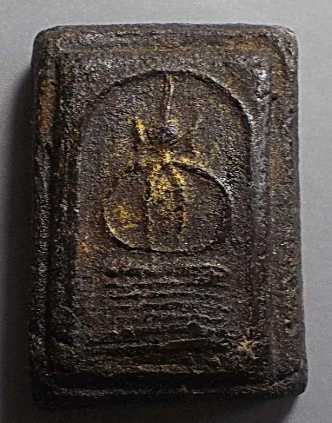 สมเด็จนักเลงโต เนื้อผงคัมภีร์ใบลานผสมผงพุทธคุณสีผึ้งเขียว ปิดทอง ลพ.ทาบ วัดกระบกขึ้นผึ้ง สมเด็จนักเลงโต เนื้อผงคัมภีร์ใบลานผสมผงพุทธคุณสีผึ้งเขียว ปิดทอง ลพ.ทาบ วัดกระบกขึ้นผึ้ง