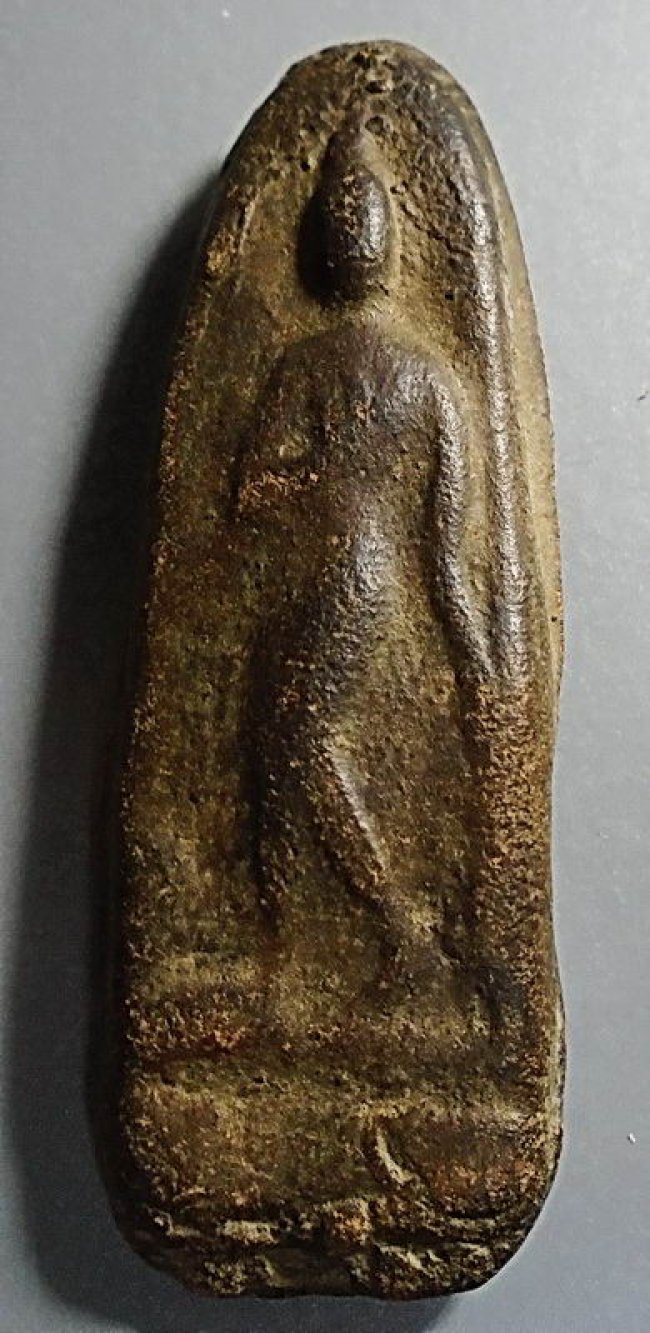 พระลีลาเมืองสรรค์ กรุท้ายย่าน