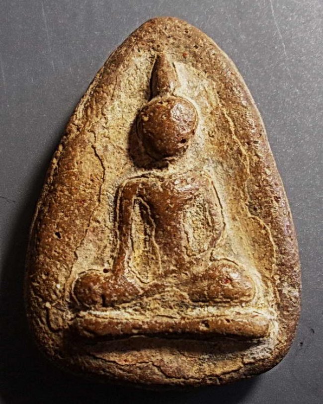 นางกำแพงกลีบบัว กรุวัดพิกุล จ.กำแพงเพชร