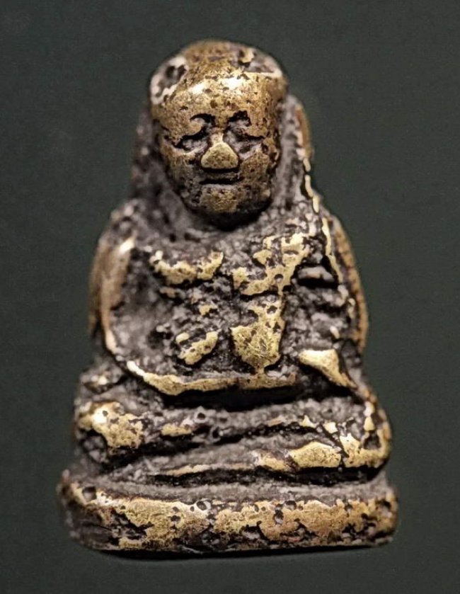 รูปหล่อ หลวงพ่อเงิน วัดบางคลาน พิมพ์ขี้ตา