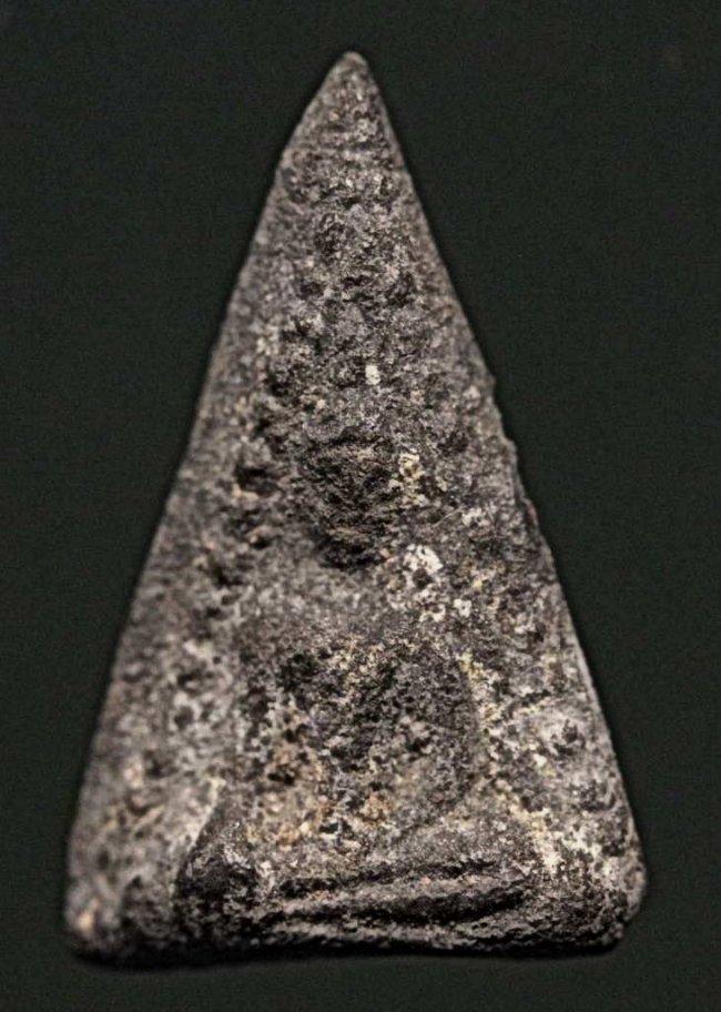 พระพิจิตรข้างเม็ด กรุเขาพนมเพลิง สุโขทัย พระพิจิตรข้างเม็ด กรุเขาพนมเพลิง สุโขทัย