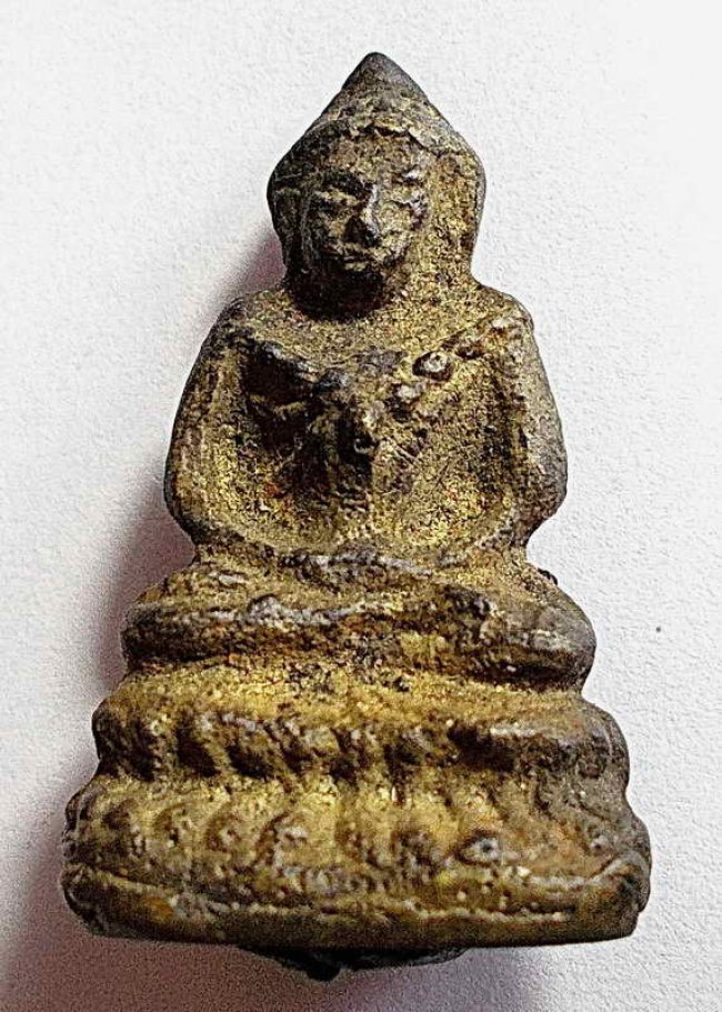 พระชัยวัตร เนื้อสัมฤทธิ์ ก้นอุดชันโรง หลวงปู่เอี่ยมวัดหนัง ออกวัดอัปสรสวรรค์ (วัดหมู)