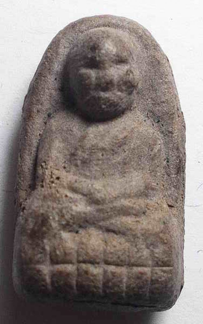 ลป.ทวด วัดช้างไห้ พิมพ์พระรอด รุ่นสร้างพระตำหนัก ร.9 ปากพนัง ปี 2541 กล่องเดิม