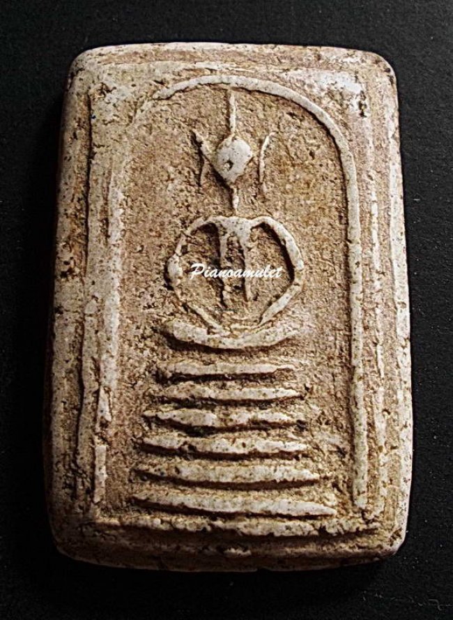 สมเด็จเกศไชโย อ่างทอง พิมพ์ 6 ชั้นอกตัน 