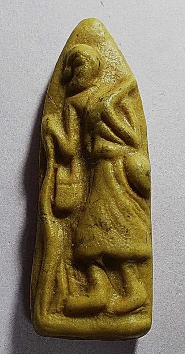 สิวลี พิมพ์ใหญ่ มีย่าม เนื้อผงน้ำมัน ลพ.กวย วัดโฆสิตาราม ชัยนาท สิวลี พิมพ์ใหญ่ มีย่าม เนื้อผงน้ำมัน ลพ.กวย วัดโฆสิตาราม ชัยนาท