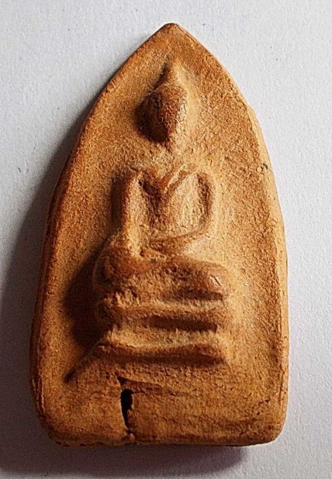 พระสรรค์นั่ง ฐานขีด ลพ.กวย วัดโฆสิตาราม