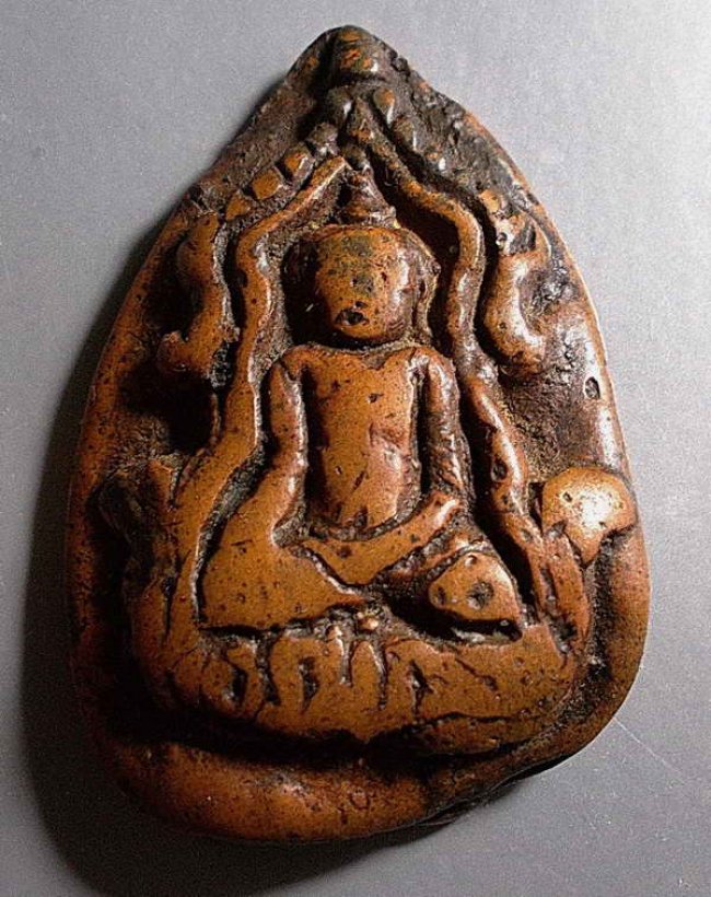 พระลือซุ้มนาค กรุวัดมหาวัน ลำพูน พระลือซุ้มนาค กรุวัดมหาวัน ลำพูน