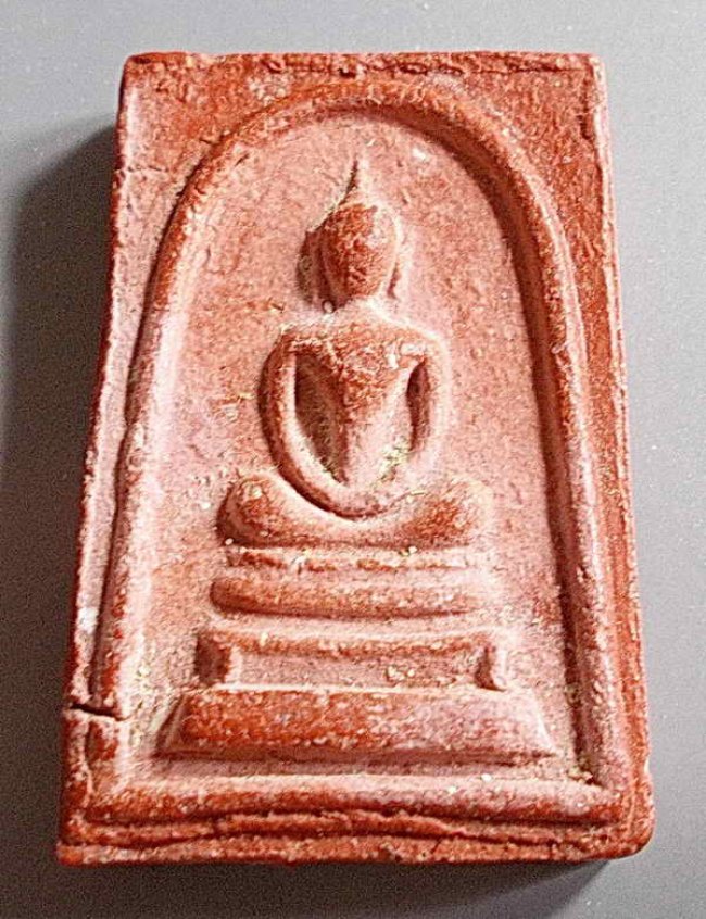 สมเด็จหลังสิวลี ลพ.กวย พิมพ์ใหญ่เอวเล็ก ปี 2515