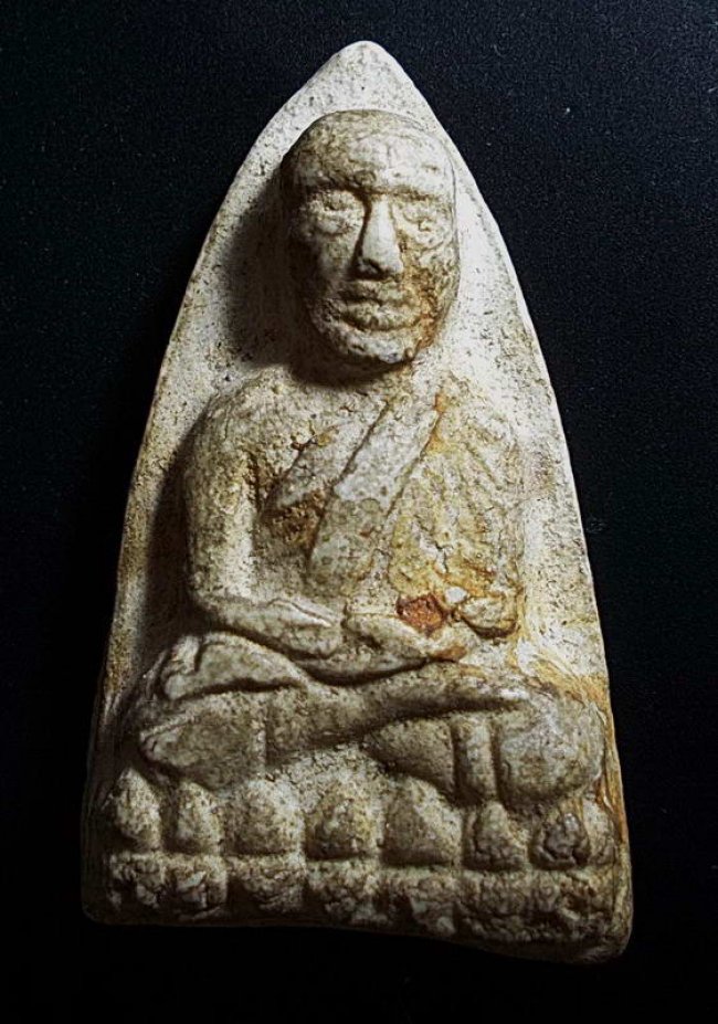 ลป.ทวด เนื้อขาวบางขุนพรหม พิมพ์ใหญ่ปลายแหลม (เล็บเหยี่ยว) วัดประสาท ปี 06