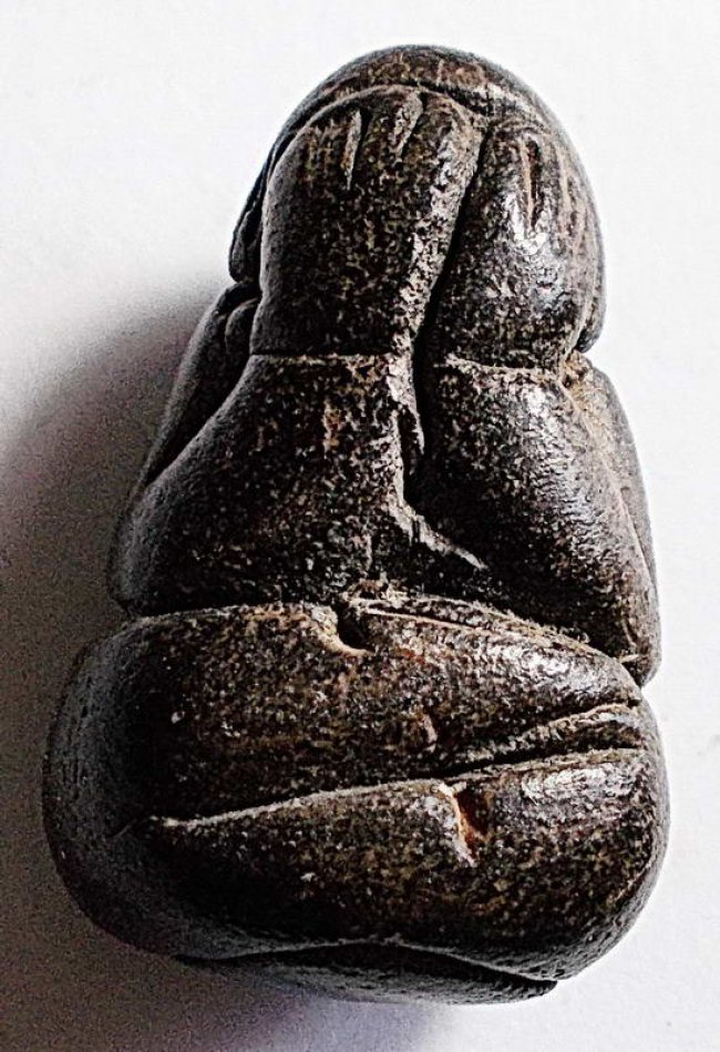 พระปิดตา พิมพ์ปั้น ลอยองค์ หลวงพ่อแก้ว วัดปากทะเล เพชรบุรี